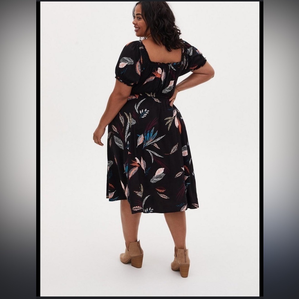 Torrid Midi Challis Puff Sleeve‎ Dress - Picture 2 of 8